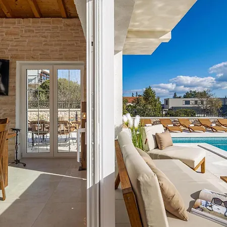 Katarina Diklo * ザダル