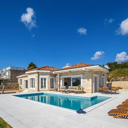 Katarina Diklo Casa de Férias